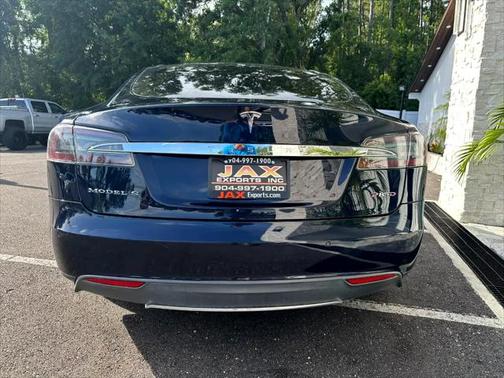 2015 Tesla Model S P85D