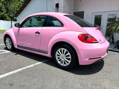 2012 Volkswagen Beetle Base