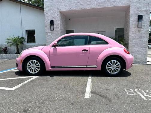 2012 Volkswagen Beetle Base