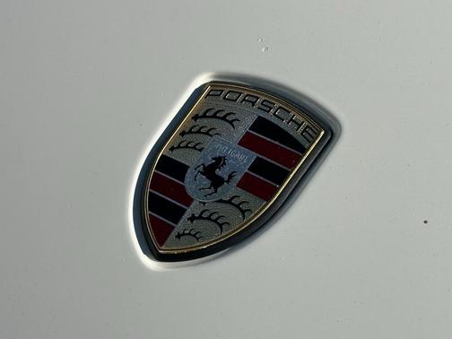 2011 Porsche Cayenne Cayenne