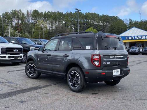 Carbonized Gray Metallic 2026 Ford Bronco Sport Outer Banks