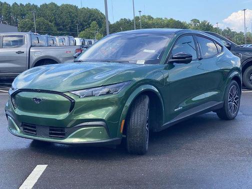 2025 Ford Mustang Mach-E Premium