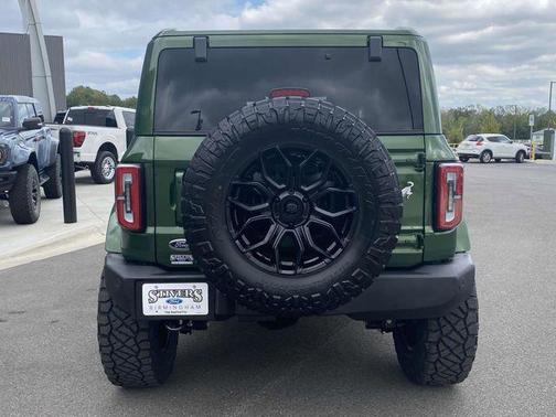 2025 Ford Bronco Outer Banks