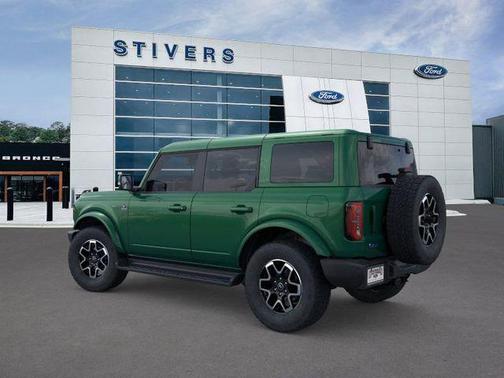 2025 Ford Bronco Outer Banks