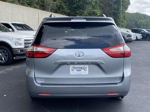 2016 Toyota Sienna Limited