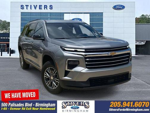 2024 Chevrolet Traverse LT