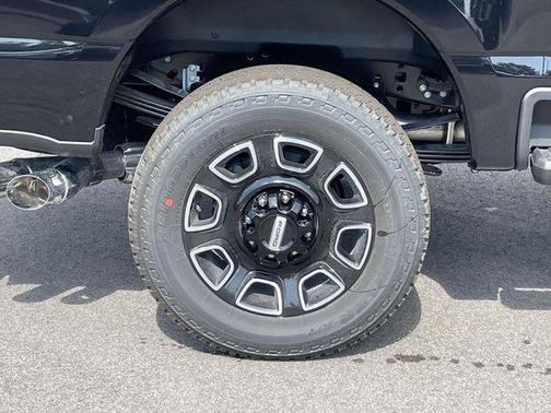 2025 Ford F-350 Platinum