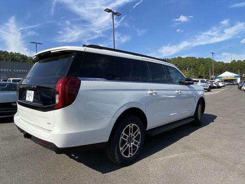 2025 Ford Expedition Max Active 4x4