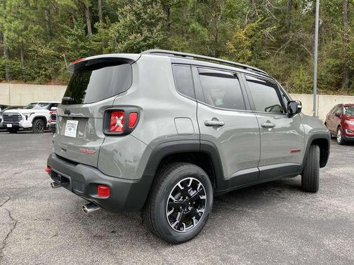 2023 Jeep Renegade Trailhawk