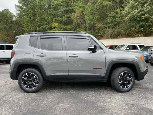 2023 Jeep Renegade Trailhawk