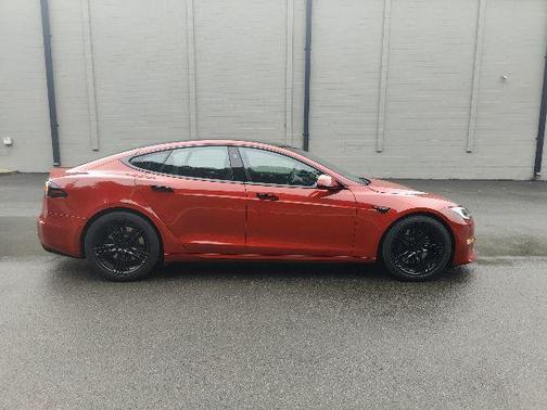 2022 Tesla Model S Base