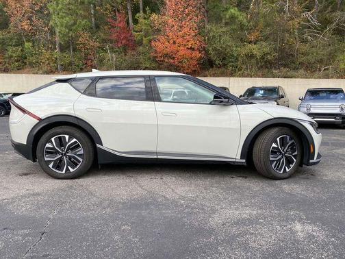2024 Kia EV6 Light Long Range