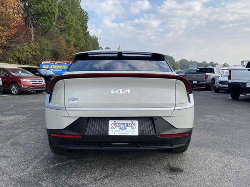 2024 Kia EV6 Light Long Range