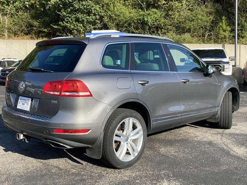 2012 Volkswagen Touareg TDI Executive