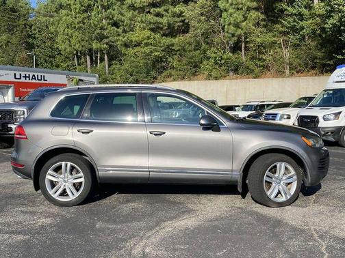 2012 Volkswagen Touareg TDI Executive