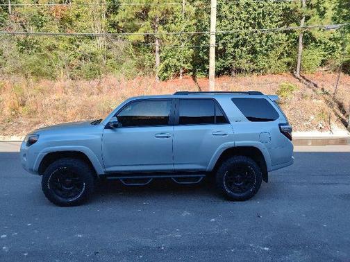 2020 Toyota 4Runner SR5 Premium