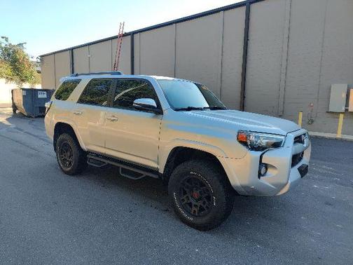 2020 Toyota 4Runner SR5 Premium