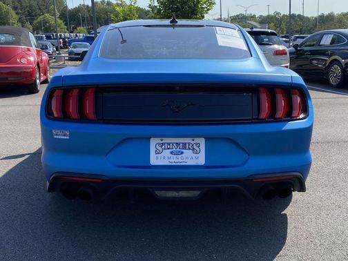 2022 Ford Mustang EcoBoost