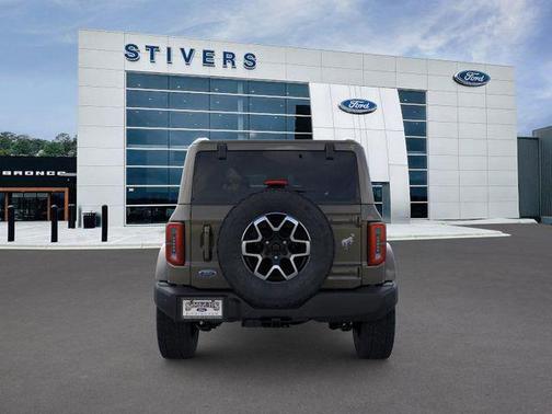 2025 Ford Bronco Outer Banks