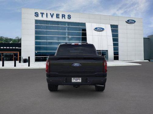 Agate Black Metallic 2026 Ford F-150 STX