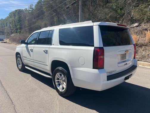 2017 Chevrolet Suburban LT