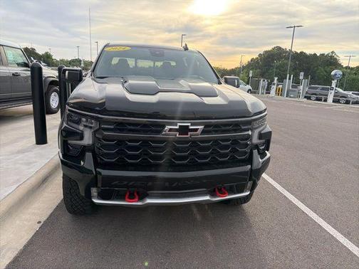 Black 2024 Chevrolet Silverado 1500 ZR2