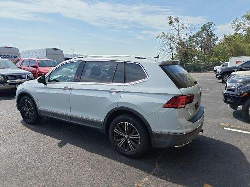 2018 Volkswagen Tiguan 2.0T SEL