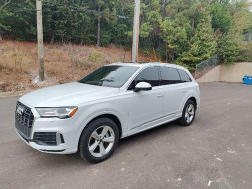 2021 Audi Q7 45 Premium