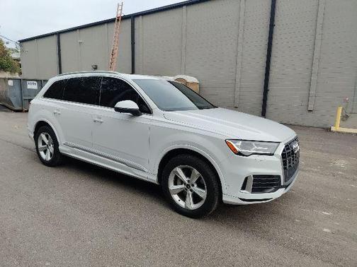 2021 Audi Q7 45 Premium