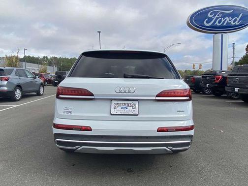 2021 Audi Q7 45 Premium