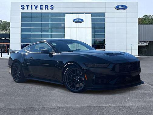 2025 Ford Mustang Dark Horse Fastback