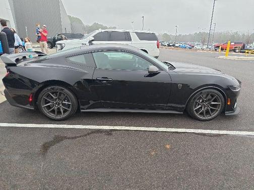 2025 Ford Mustang Dark Horse Fastback