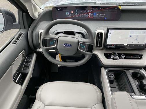 2025 Ford Expedition Max Active 4x4