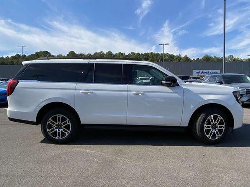 2025 Ford Expedition Max Active 4x4