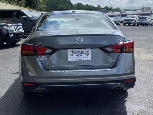 2021 Nissan Altima 2.5 SV