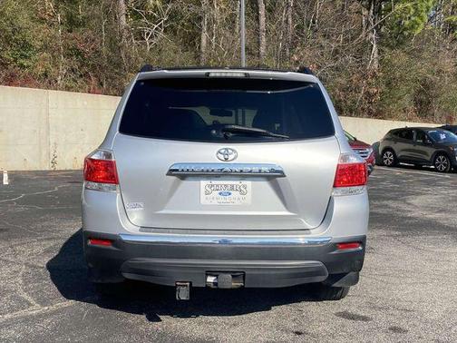 2011 Toyota Highlander SE