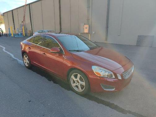 2012 Volvo S60 T5