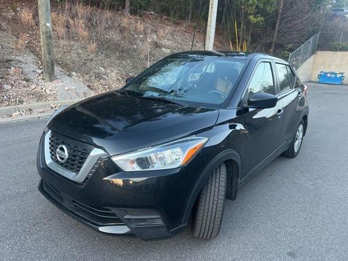 2020 Nissan Kicks S