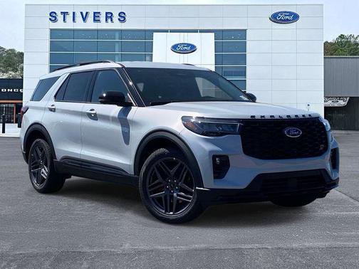 Space White Metallic 2026 Ford Explorer ST