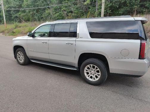 2017 GMC Yukon XL SLT