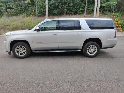 2017 GMC Yukon XL SLT