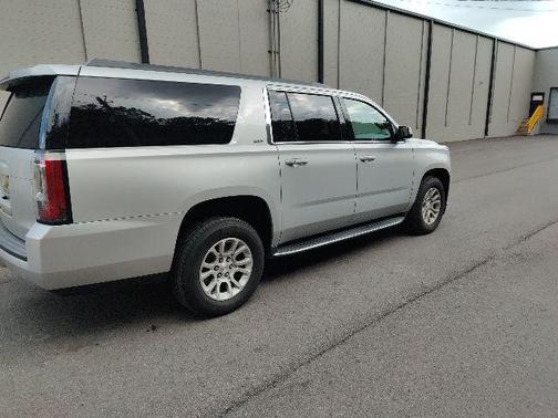 2017 GMC Yukon XL SLT