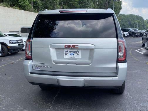 2017 GMC Yukon XL SLT