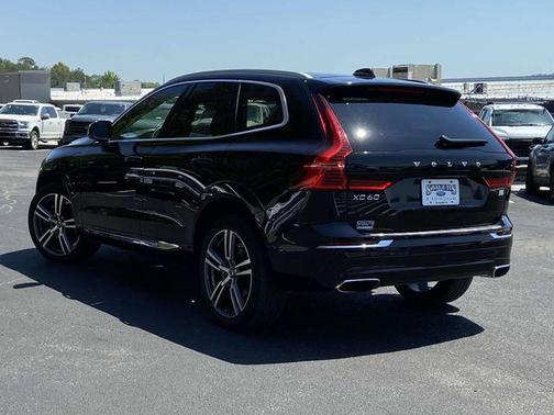 2021 Volvo XC60 Recharge Plug-In Hybrid T8 Inscription Expression