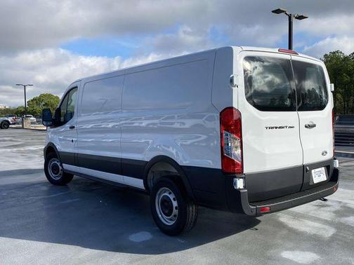 Oxford White 2026 Ford Transit-250 Base