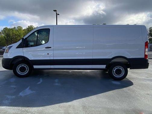 Oxford White 2026 Ford Transit-250 Base