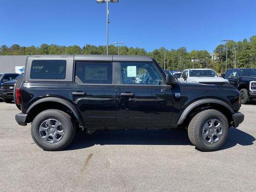 SHADOW BLACK 2026 Ford Bronco Big Bend
