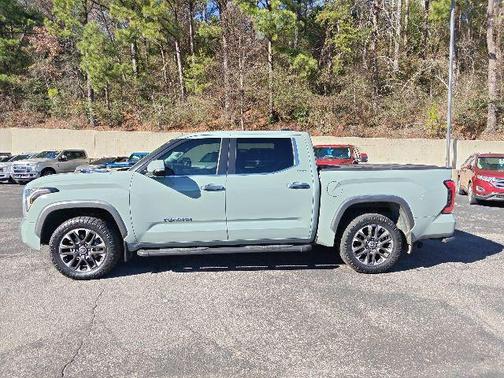 2024 Toyota Tundra Hybrid Limited