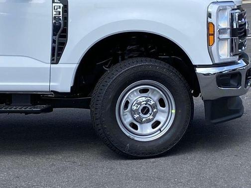 2025 Ford F-350 XL