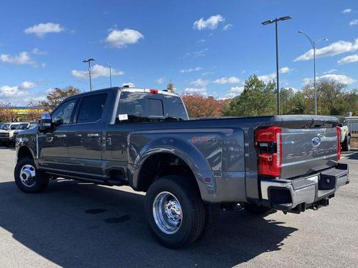2026 Ford F-350 Lariat
